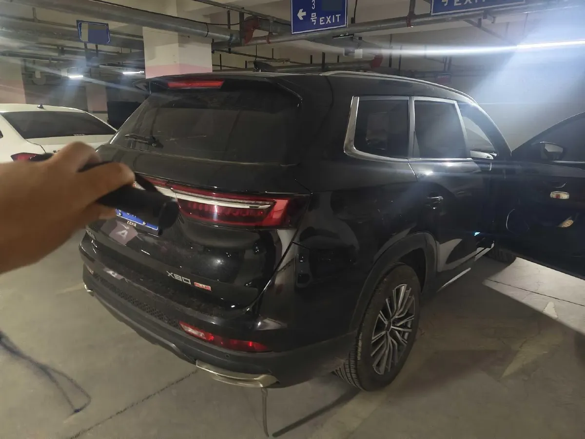 2024 Jetour X90 Plus 1.6T 197HP L4 7DCT,autocango,china used car exporter,china ev exporter,chinese used car exporter,chinese used ev exporter