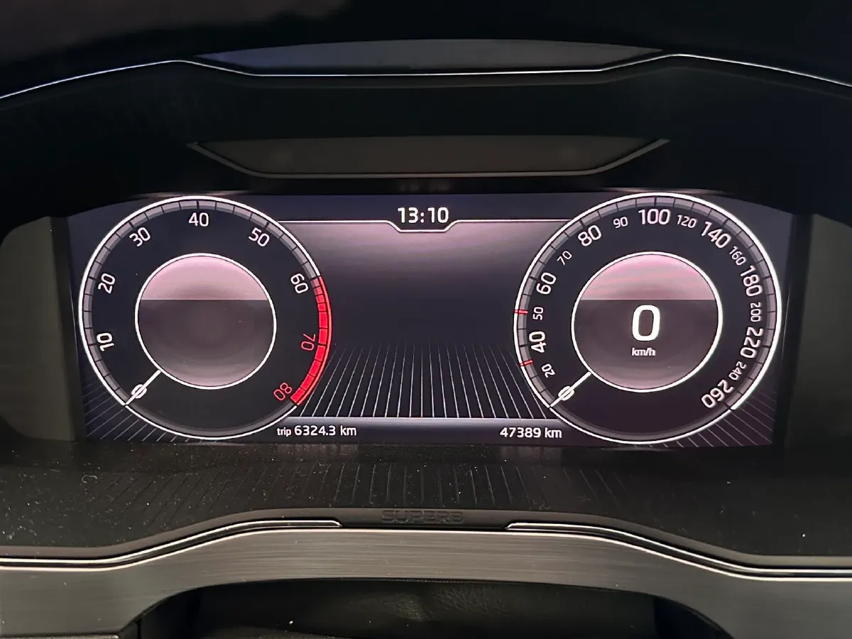 2019 Skoda Superb 2.0T 186HP L4 7DCT,autocango,china used car exporter,china ev exporter,chinese used car exporter,chinese used ev exporter