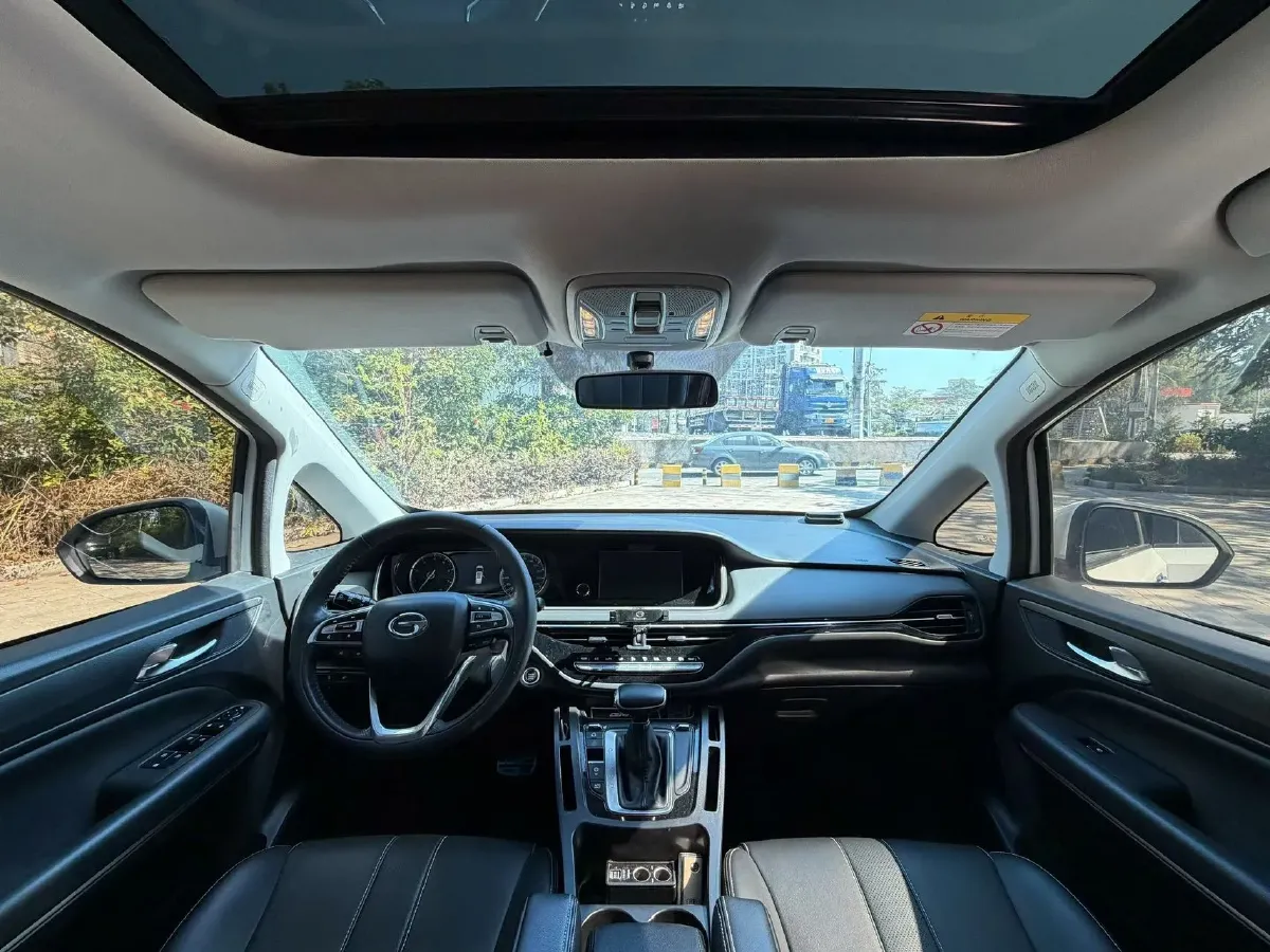 2021 GAC Trumpchi M6 1.5T 169HP L4 7DCT,autocango,china used car exporter,china ev exporter,chinese used car exporter,chinese used ev exporter