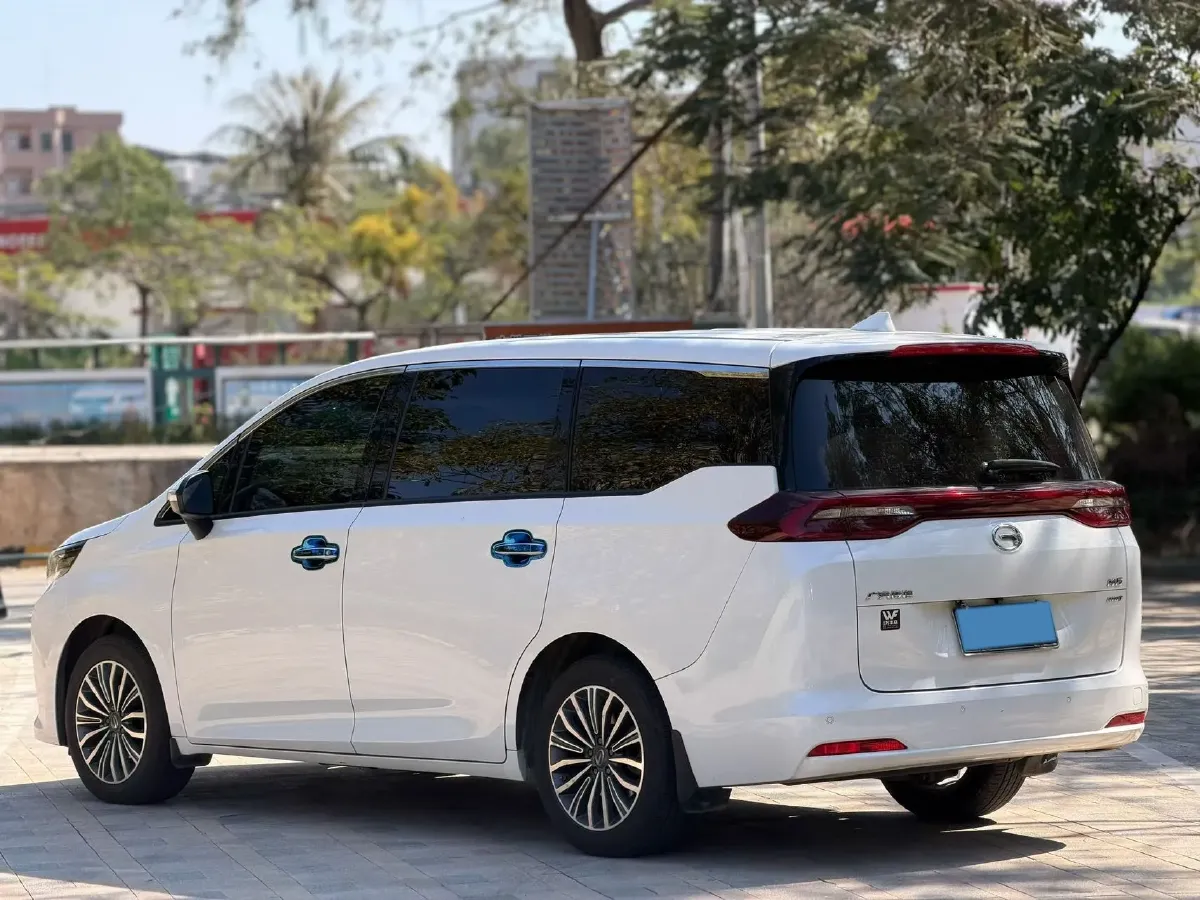 2021 GAC Trumpchi M6 1.5T 169HP L4 7DCT,autocango,china used car exporter,china ev exporter,chinese used car exporter,chinese used ev exporter