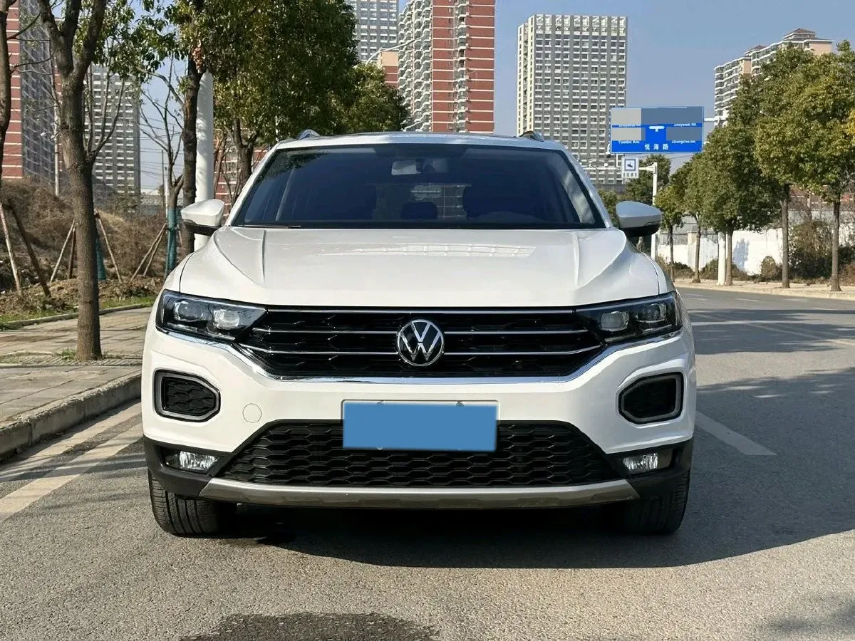2021 Volkswagen T-Roc 1.4T 150HP L4 7DCT,autocango,china used car exporter,china ev exporter,chinese used car exporter,chinese used ev exporter