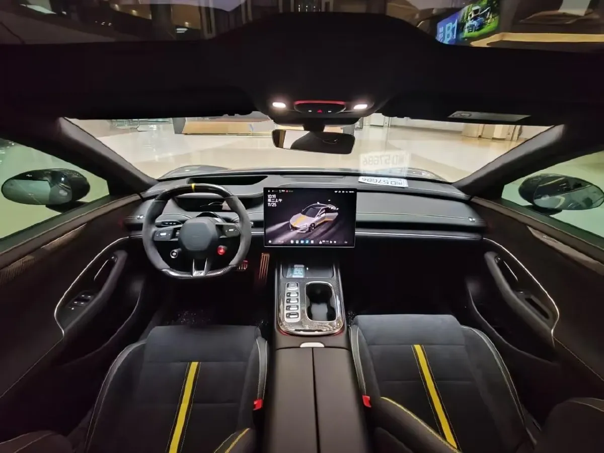 2025 MI SU7 Ultra BEV 93.7KWH,autocango,china used car exporter,china ev exporter,chinese used car exporter,chinese used ev exporter