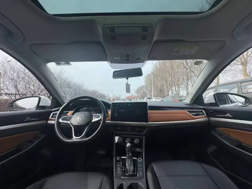 2023 Volkswagen Bora 1.2T 116HP L4 7DCT,autocango,china used car exporter,china ev exporter,chinese used car exporter,chinese used ev exporter