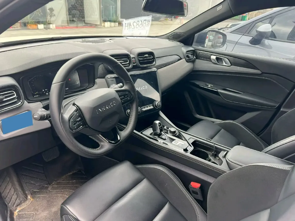 2021 LYNK&CO 02 Hatchback 2.0T 254HP L4 8AT,autocango,china used car exporter,china ev exporter,chinese used car exporter,chinese used ev exporter