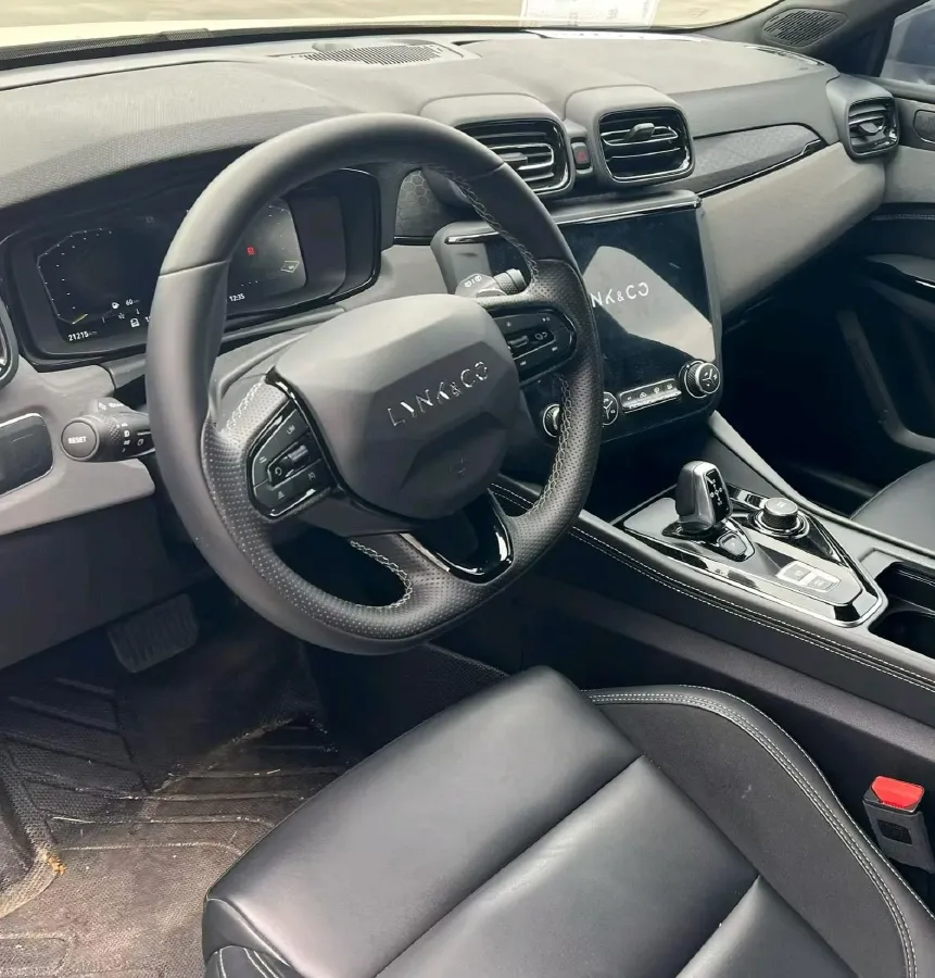 2021 LYNK&CO 02 Hatchback 2.0T 254HP L4 8AT,autocango,china used car exporter,china ev exporter,chinese used car exporter,chinese used ev exporter