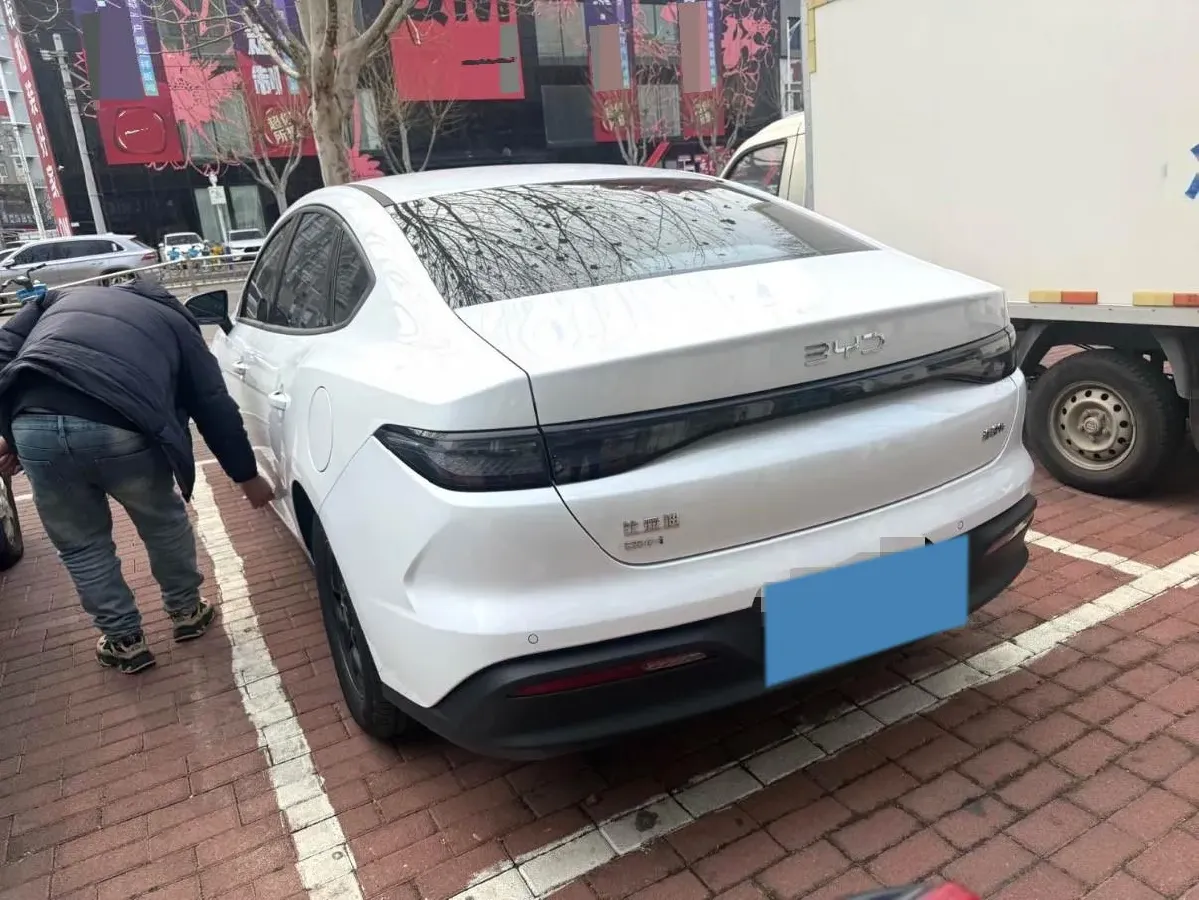 2025 BYD Seal05 DM-i 1.5L 101HP L4 E-CVT PHEV 7.68KWH,autocango,china used car exporter,china ev exporter,chinese used car exporter,chinese used ev exporter