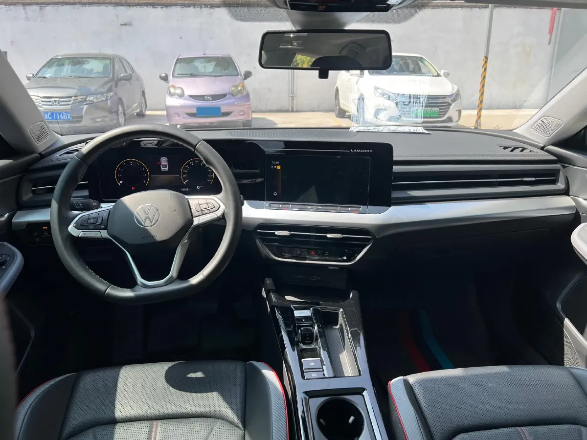 2023 Volkswagen Lamando 1.4T 150HP L4 7DCT,autocango,china used car exporter,china ev exporter,chinese used car exporter,chinese used ev exporter