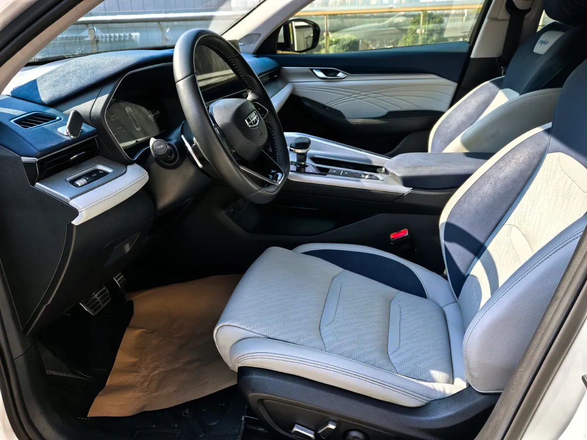 2021 Geely Preface 2.0T 190HP L4 7DCT,autocango,china used car exporter,china ev exporter,chinese used car exporter,chinese used ev exporter