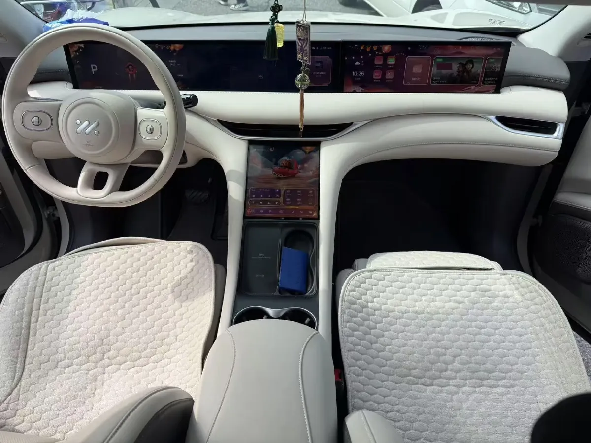 2023 IM LS6 BEV 71KWH,autocango,china used car exporter,china ev exporter,chinese used car exporter,chinese used ev exporter