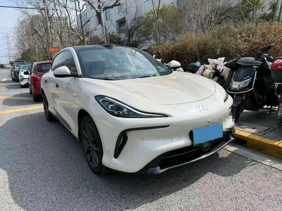 2023 IM LS6 BEV 71KWH,autocango,china used car exporter,china ev exporter,chinese used car exporter,chinese used ev exporter