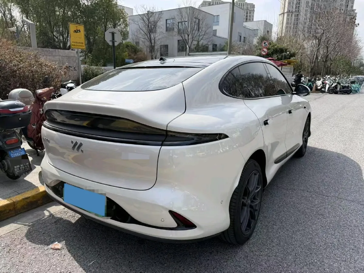 2023 IM LS6 BEV 71KWH,autocango,china used car exporter,china ev exporter,chinese used car exporter,chinese used ev exporter