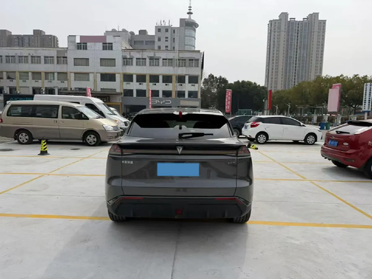 2025 Deepal S07 BEV 68.82KWH,autocango,china used car exporter,china ev exporter,chinese used car exporter,chinese used ev exporter