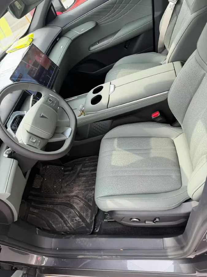 2025 Deepal S07 BEV 68.82KWH,autocango,china used car exporter,china ev exporter,chinese used car exporter,chinese used ev exporter