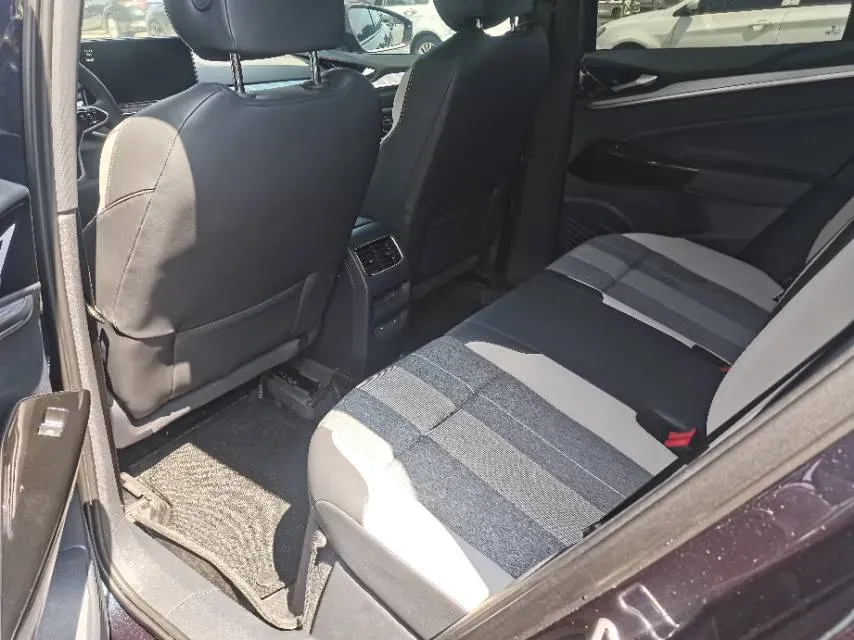 2024 Volkswagen ID.4 Crozz BEV 55.7KWH,autocango,china used car exporter,china ev exporter,chinese used car exporter,chinese used ev exporter