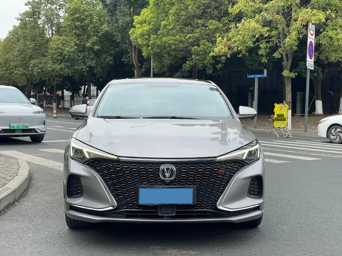 2020 ChangAn Eado 1.4T 158HP L4 7DCT,autocango,china used car exporter,china ev exporter,chinese used car exporter,chinese used ev exporter