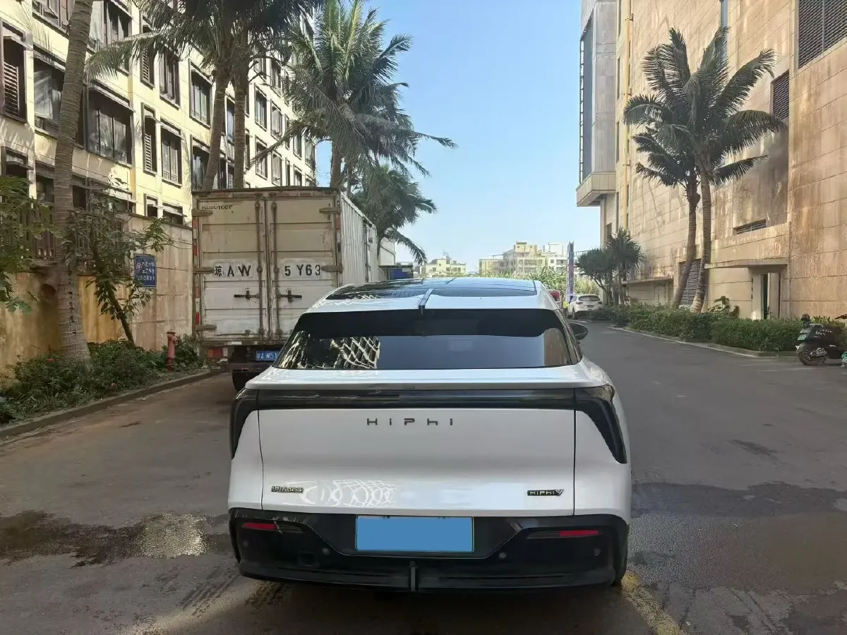 2023 HiPhi Y BEV 76.6KWH,autocango,china used car exporter,china ev exporter,chinese used car exporter,chinese used ev exporter
