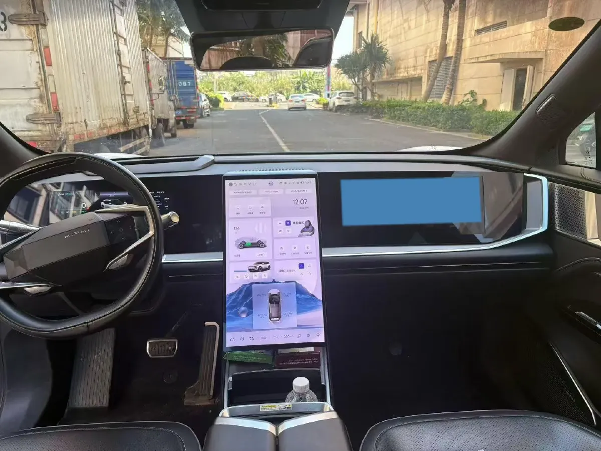 2023 HiPhi Y BEV 76.6KWH,autocango,china used car exporter,china ev exporter,chinese used car exporter,chinese used ev exporter