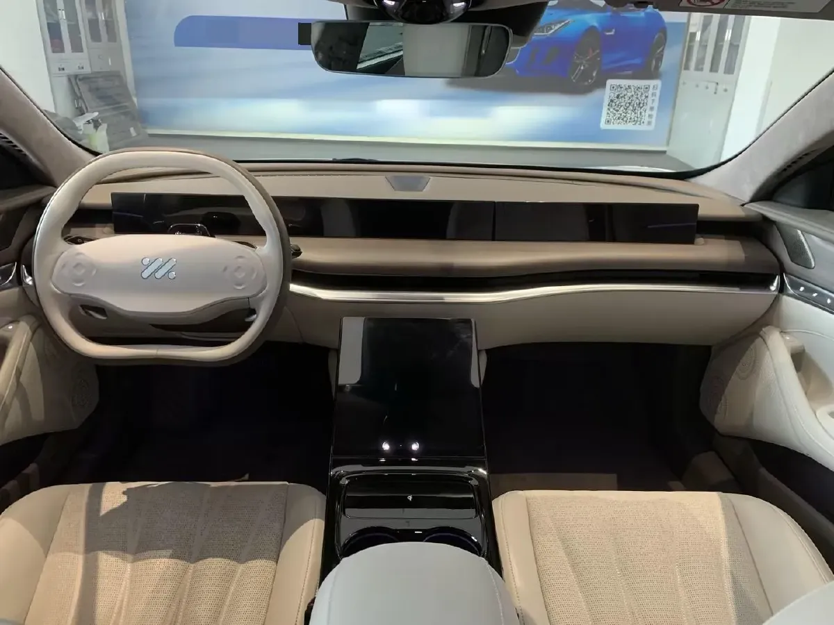 2022 IM L7 BEV 90KWH,autocango,china used car exporter,china ev exporter,chinese used car exporter,chinese used ev exporter