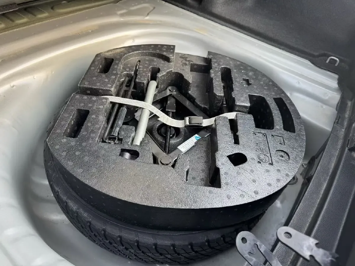 2018 Skoda Octavia 1.2T 116HP L4 7DCT,autocango,china used car exporter,china ev exporter,chinese used car exporter,chinese used ev exporter