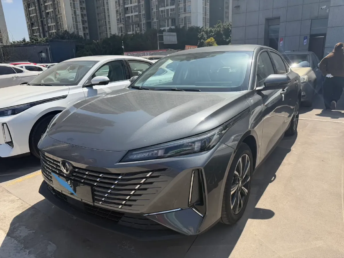 2025 ChangAn Eado 1.5T 192HP L4 7DCT,autocango,china used car exporter,china ev exporter,chinese used car exporter,chinese used ev exporter