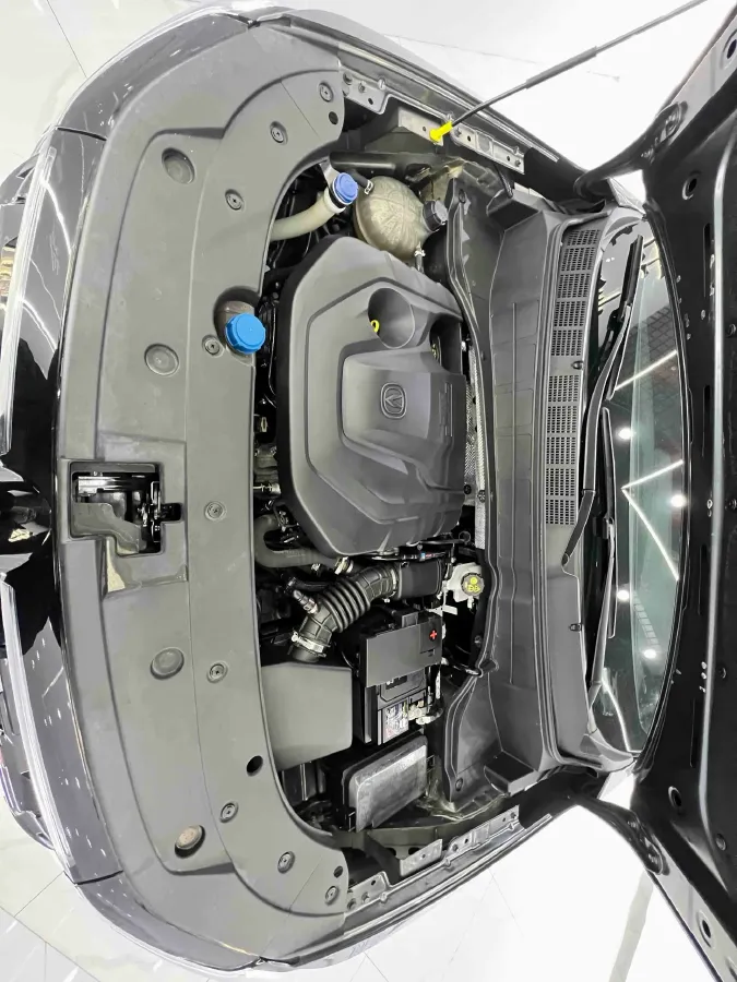 2022 ChangAn CS35 Plus 1.4T 160HP L4 7DCT,autocango,china used car exporter,china ev exporter,chinese used car exporter,chinese used ev exporter