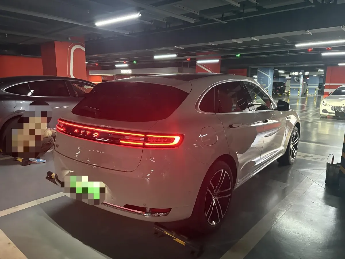 2025 AITO AITO M5 1.5T 152HP L4 REEV 42KWH,autocango,china used car exporter,china ev exporter,chinese used car exporter,chinese used ev exporter