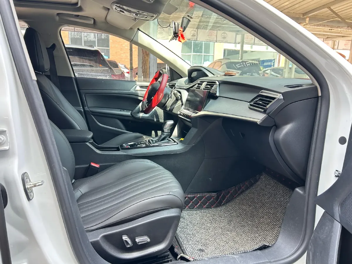 2022 Peugeot 408 1.6T 170HP L4 6AT,autocango,china used car exporter,china ev exporter,chinese used car exporter,chinese used ev exporter