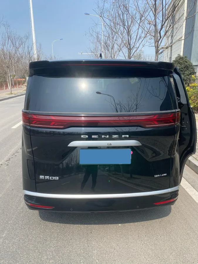 2022 Mercedes-Benz GLC Class 2.0T 197HP L4 9AT,autocango,china used car exporter,china ev exporter,chinese used car exporter,chinese used ev exporter