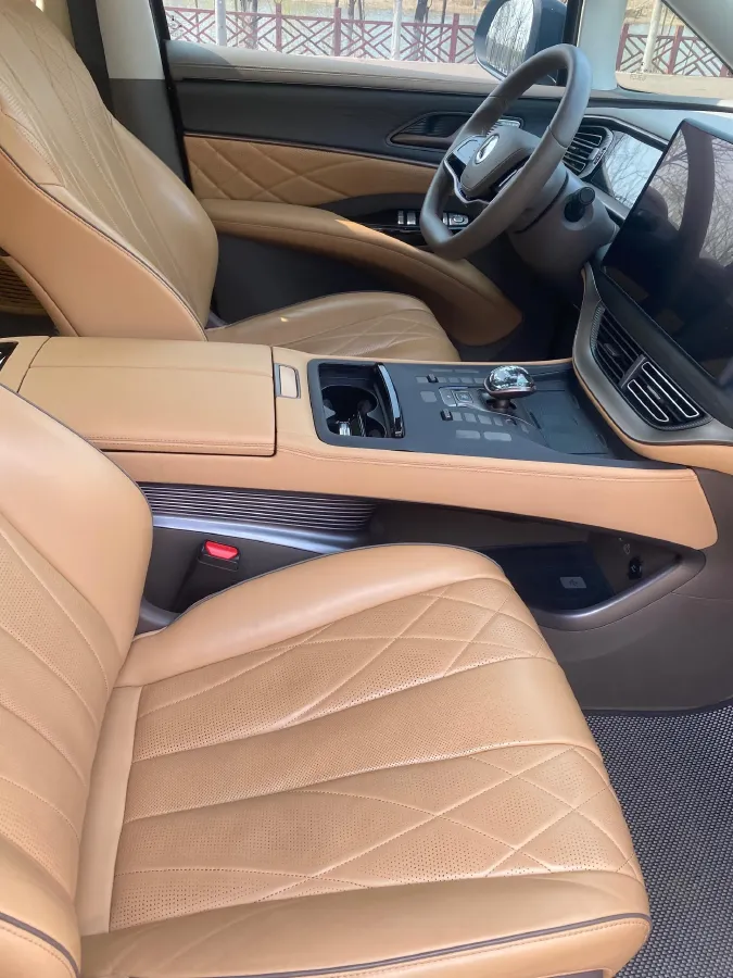 2022 Mercedes-Benz GLC Class 2.0T 197HP L4 9AT,autocango,china used car exporter,china ev exporter,chinese used car exporter,chinese used ev exporter