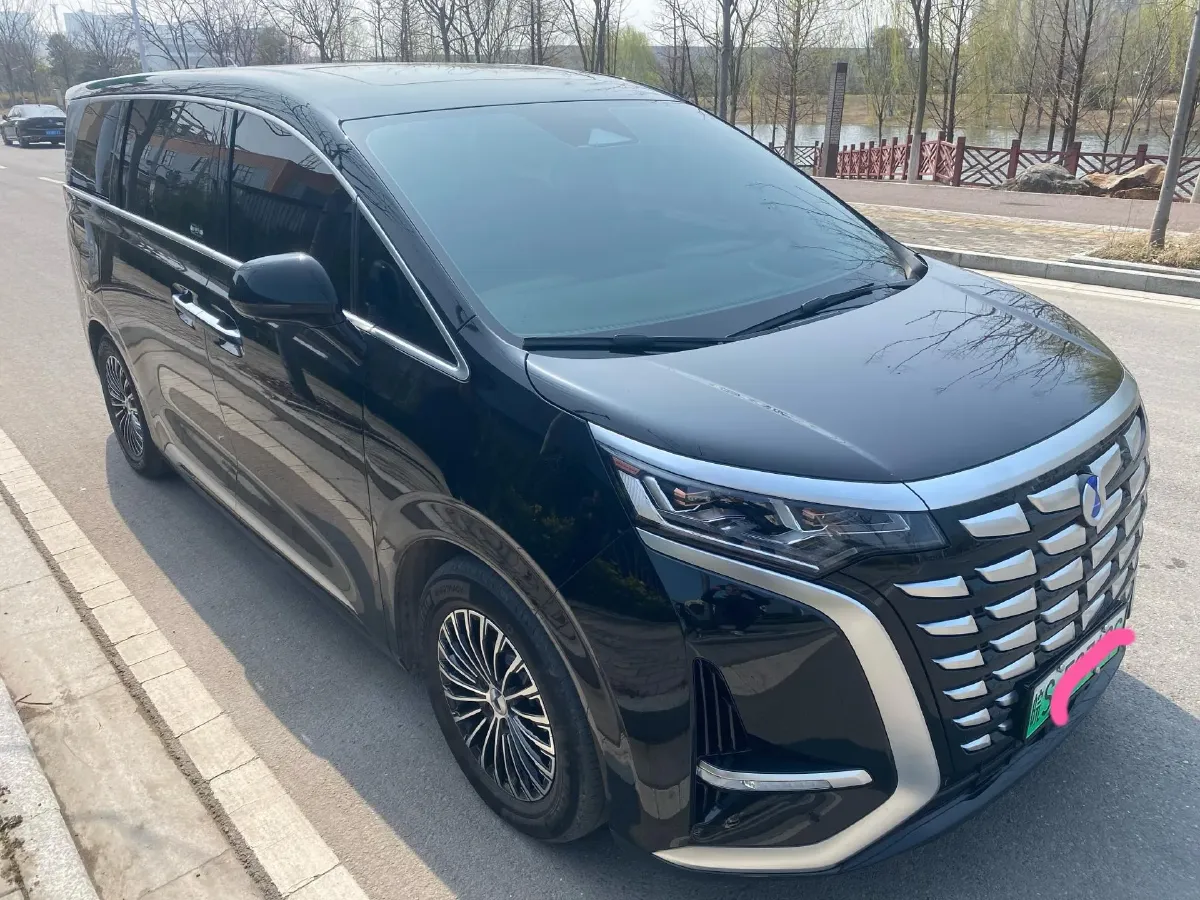 2022 Mercedes-Benz GLC Class 2.0T 197HP L4 9AT,autocango,china used car exporter,china ev exporter,chinese used car exporter,chinese used ev exporter