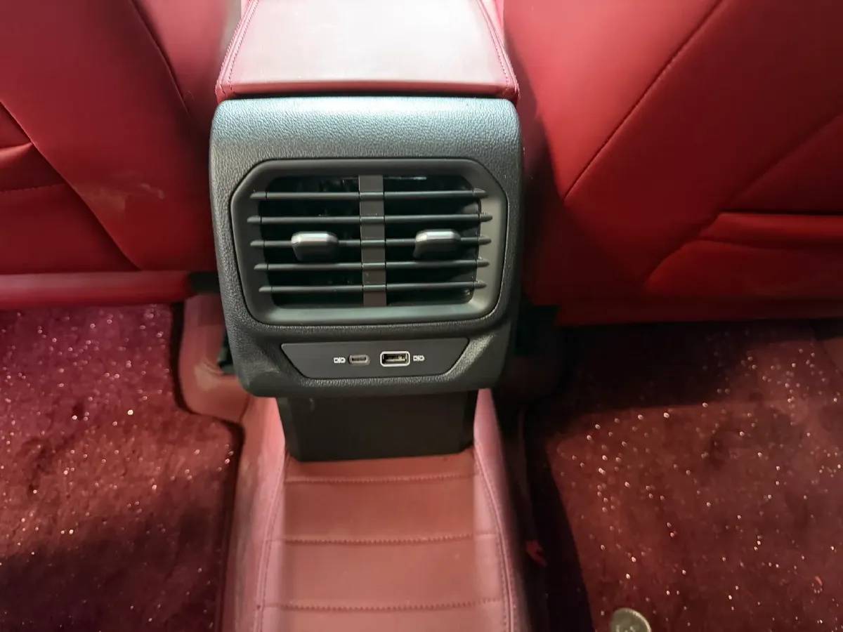 2024 Volkswagen Lamando 1.4T 150HP L4 7DCT,autocango,china used car exporter,china ev exporter,chinese used car exporter,chinese used ev exporter