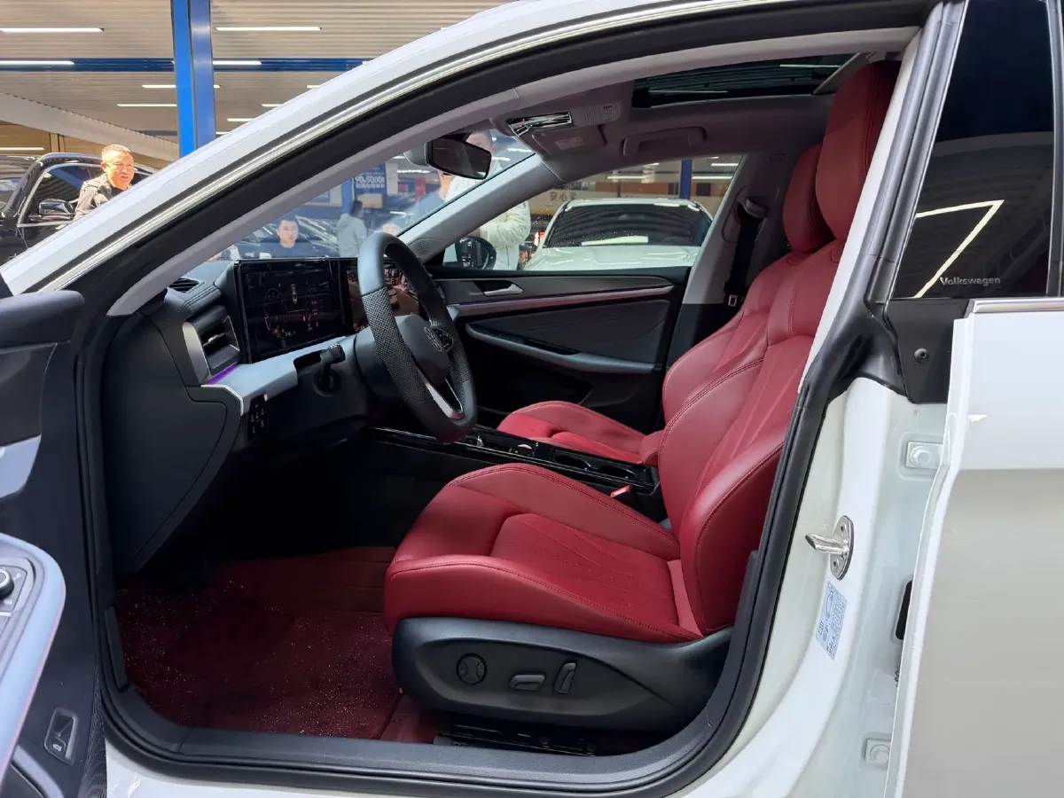 2024 Volkswagen Lamando 1.4T 150HP L4 7DCT,autocango,china used car exporter,china ev exporter,chinese used car exporter,chinese used ev exporter