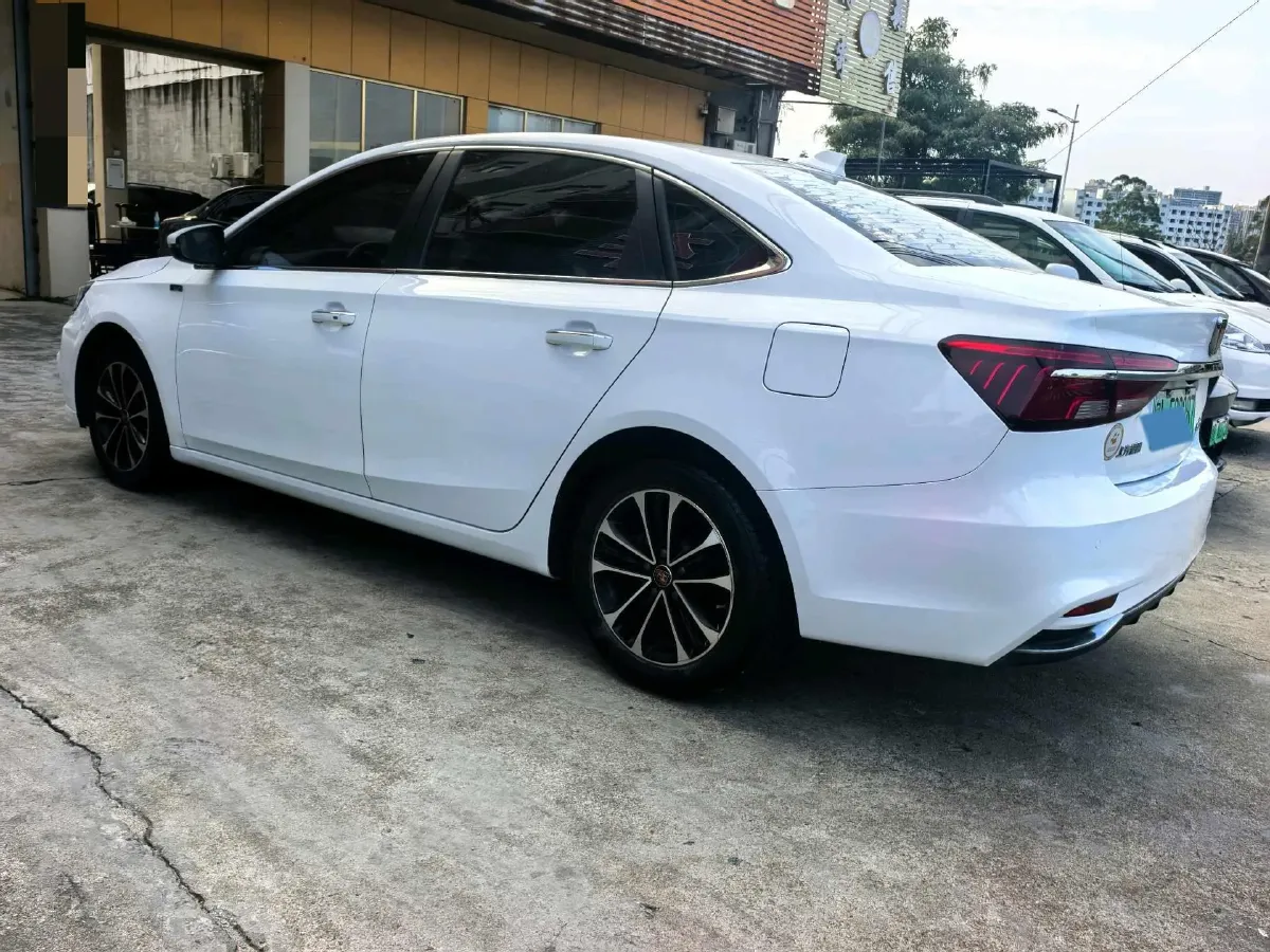2019 Roewe i6 1.5T 169HP L4 AMT PHEV 9.1KWH,autocango,china used car exporter,china ev exporter,chinese used car exporter,chinese used ev exporter