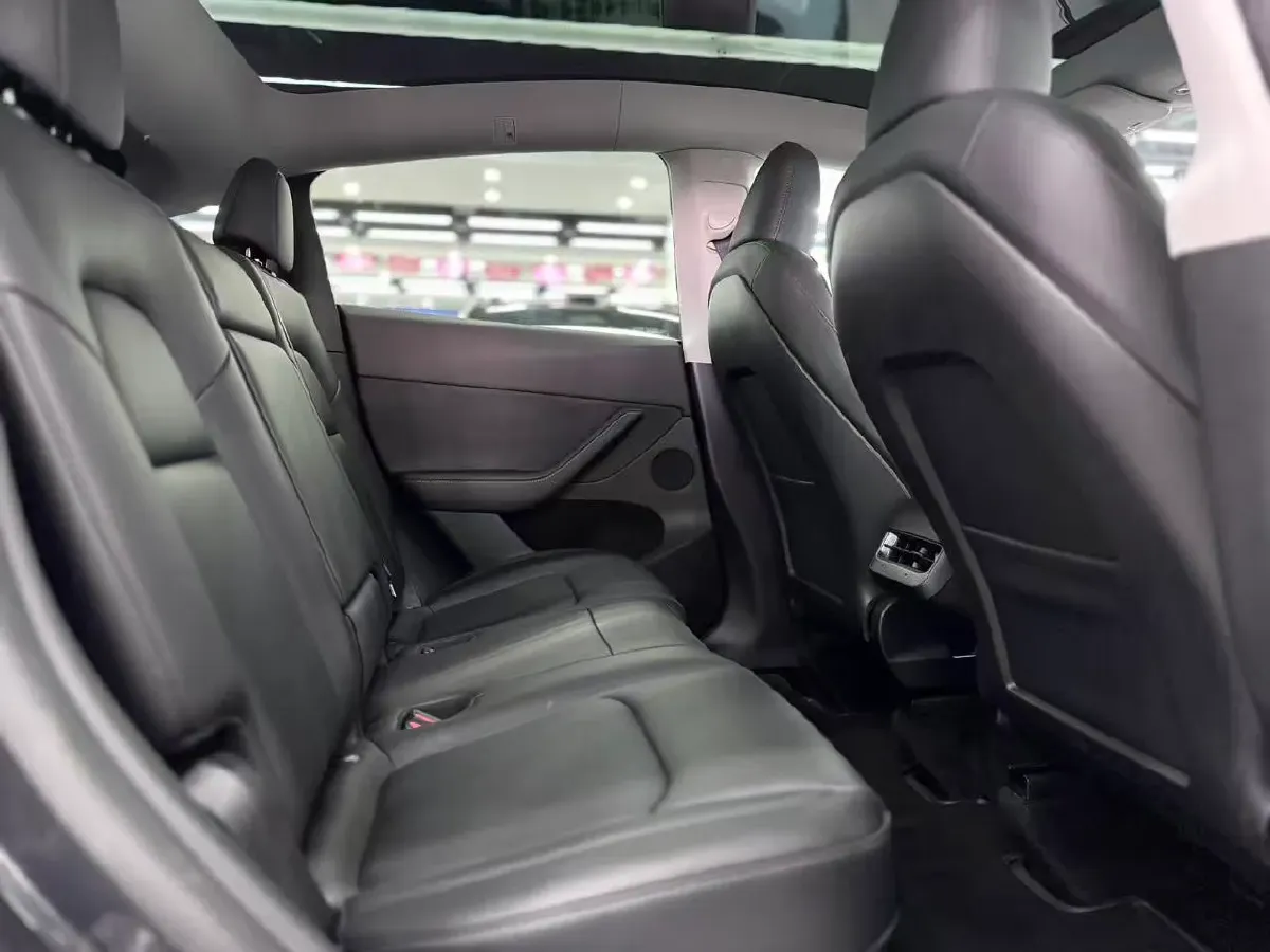 2024 Iveco OuSheng BEV 77.28KWH,autocango,china used car exporter,china ev exporter,chinese used car exporter,chinese used ev exporter