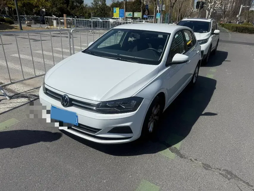 2023 Volkswagen Polo 1.5L 110HP L4 6AT,autocango,china used car exporter,china ev exporter,chinese used car exporter,chinese used ev exporter