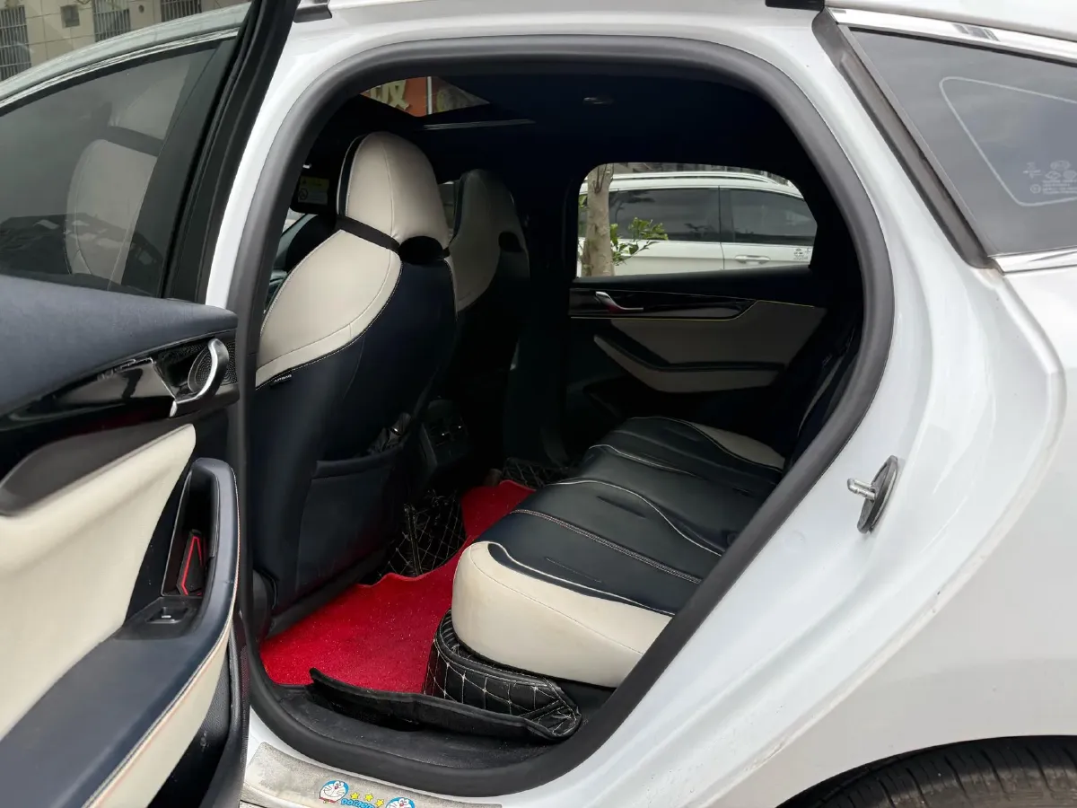 2021 Haval F7 1.5T 169HP L4 7DCT,autocango,china used car exporter,china ev exporter,chinese used car exporter,chinese used ev exporter