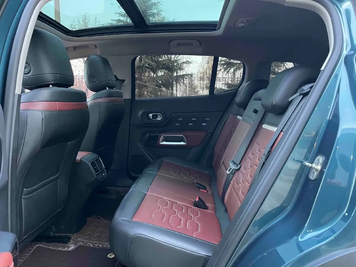 2017 Citroen C5 Aircross 1.8T 204HP L4 6AT,autocango,china used car exporter,china ev exporter,chinese used car exporter,chinese used ev exporter