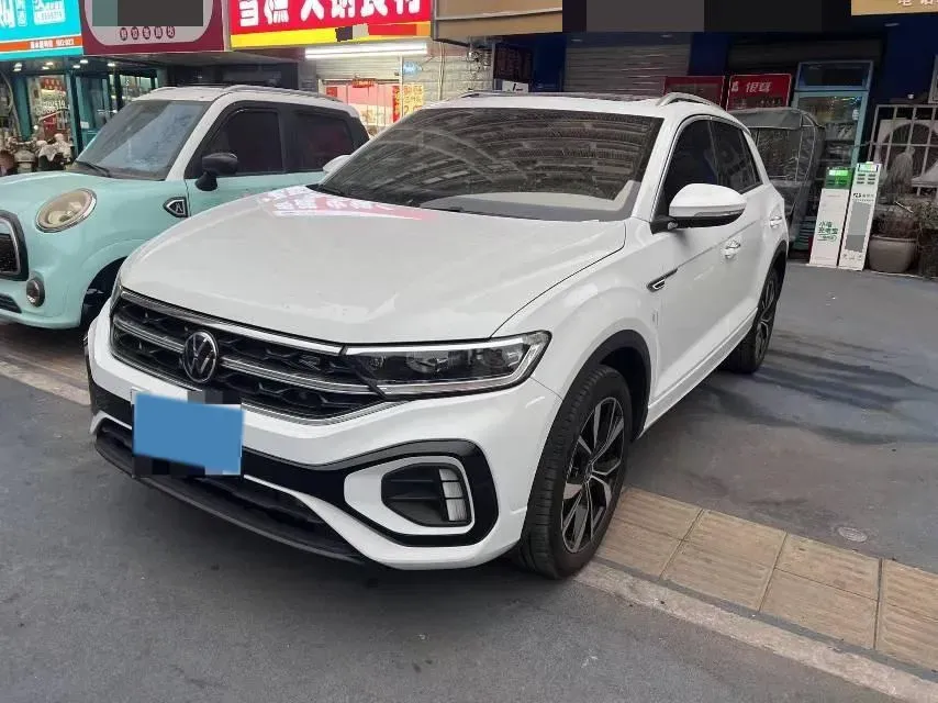 2025 Volkswagen T-Roc 1.5T 160HP L4 7DCT,autocango,china used car exporter,china ev exporter,chinese used car exporter,chinese used ev exporter