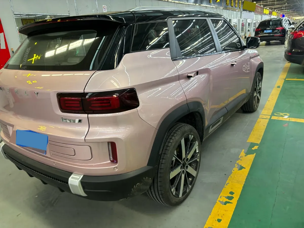 2023 Geely ICON 1.5T 181HP L4 7DCT,autocango,china used car exporter,china ev exporter,chinese used car exporter,chinese used ev exporter