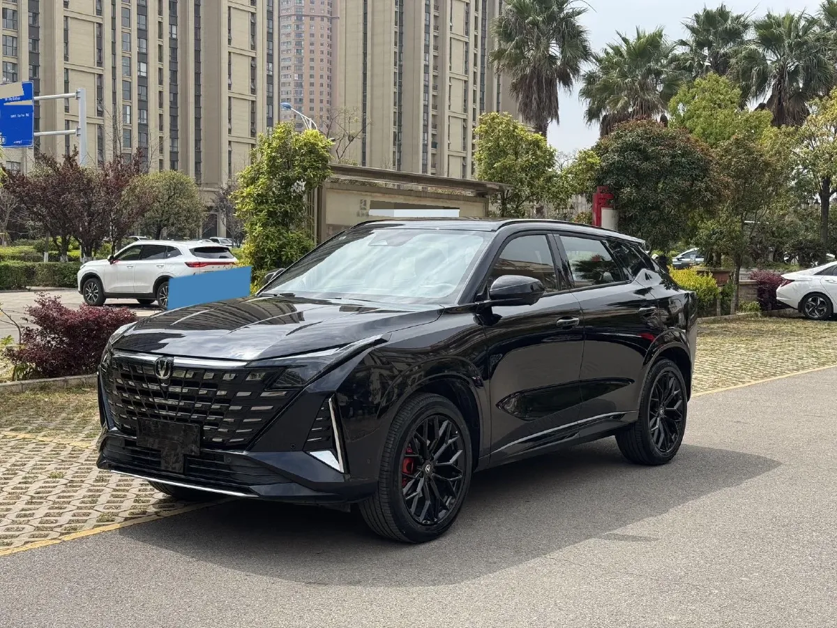 2025 ChangAn UNI-Z 1.5L 98HP L4 E-CVT PHEV,autocango,china used car exporter,china ev exporter,chinese used car exporter,chinese used ev exporter