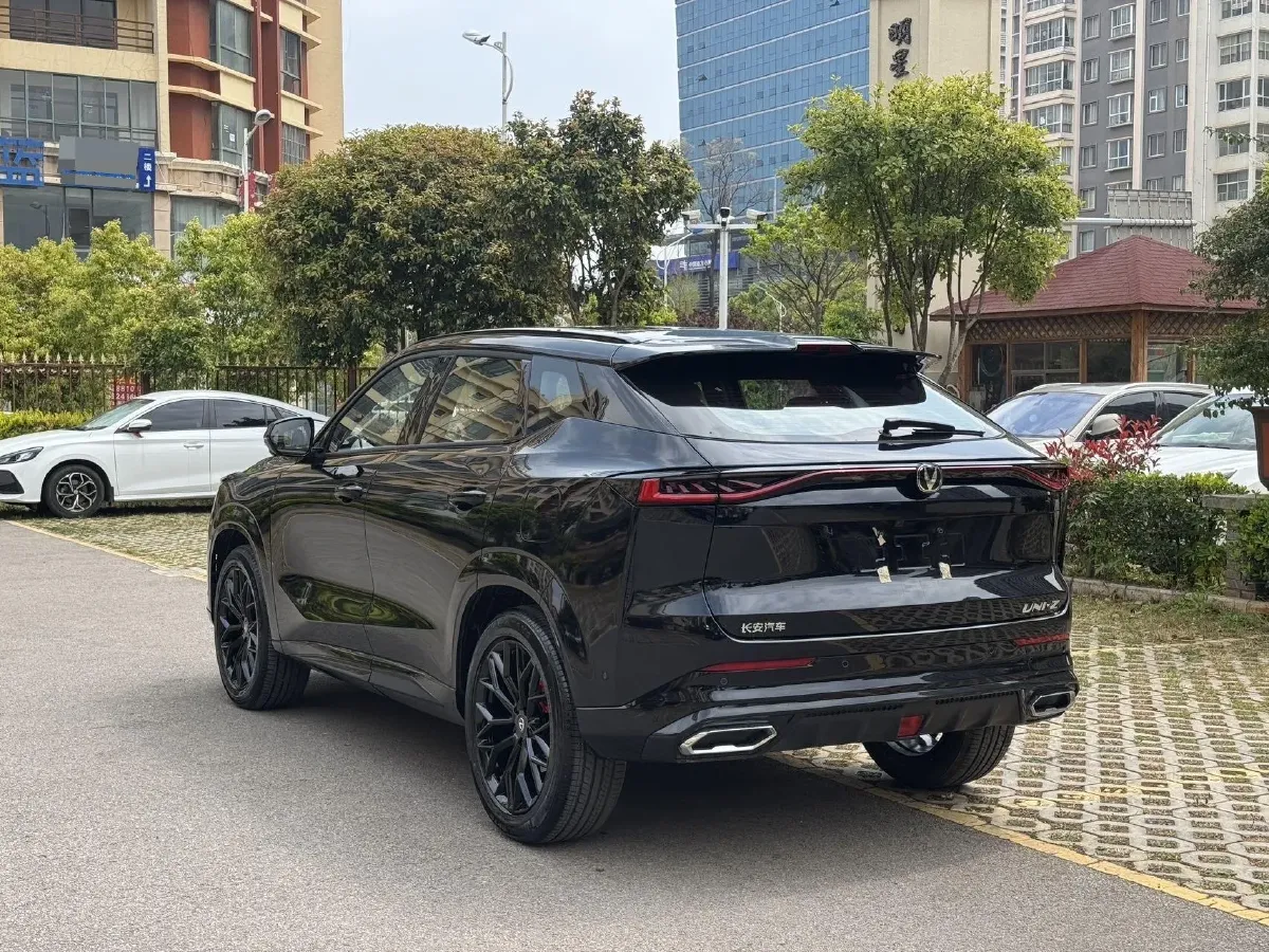 2025 ChangAn UNI-Z 1.5L 98HP L4 E-CVT PHEV,autocango,china used car exporter,china ev exporter,chinese used car exporter,chinese used ev exporter