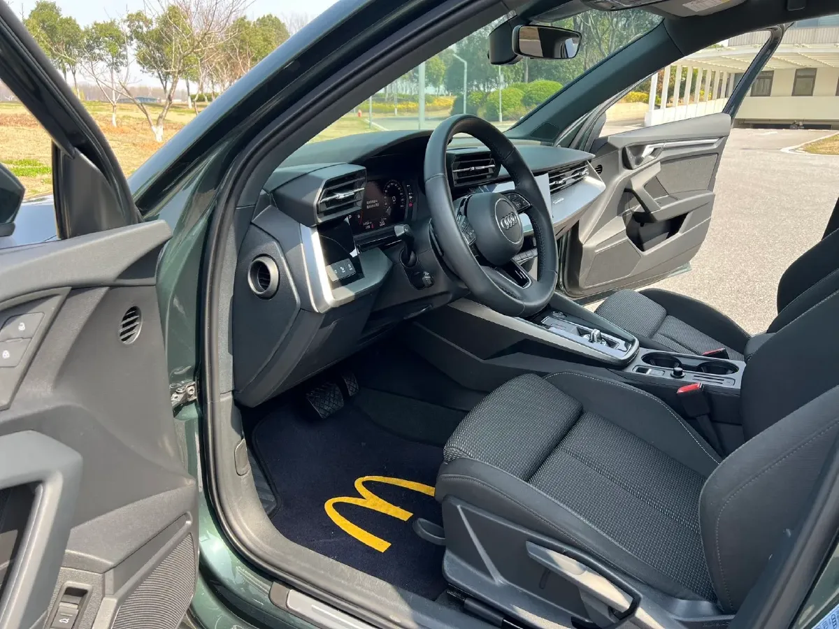 2021 Audi A3 1.4T 150HP L4 7DCT,autocango,china used car exporter,china ev exporter,chinese used car exporter,chinese used ev exporter