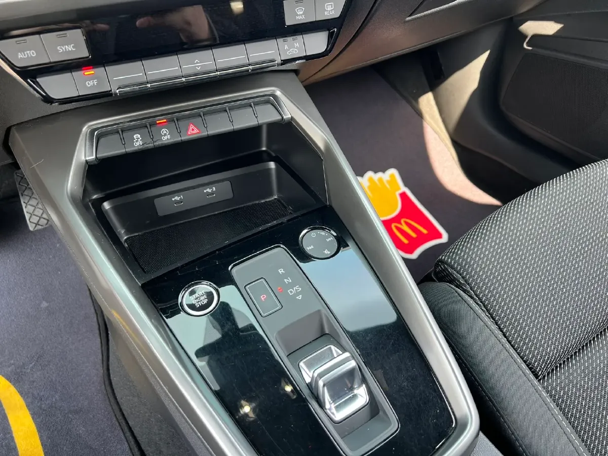 2021 Audi A3 1.4T 150HP L4 7DCT,autocango,china used car exporter,china ev exporter,chinese used car exporter,chinese used ev exporter