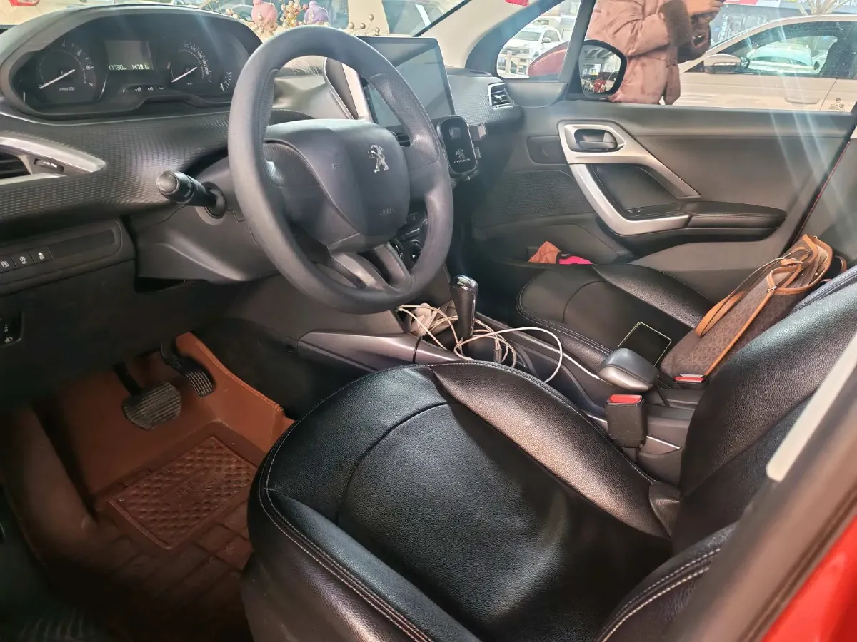 2018 Peugeot 2008 1.6L 117HP L4 6AT,autocango,china used car exporter,china ev exporter,chinese used car exporter,chinese used ev exporter