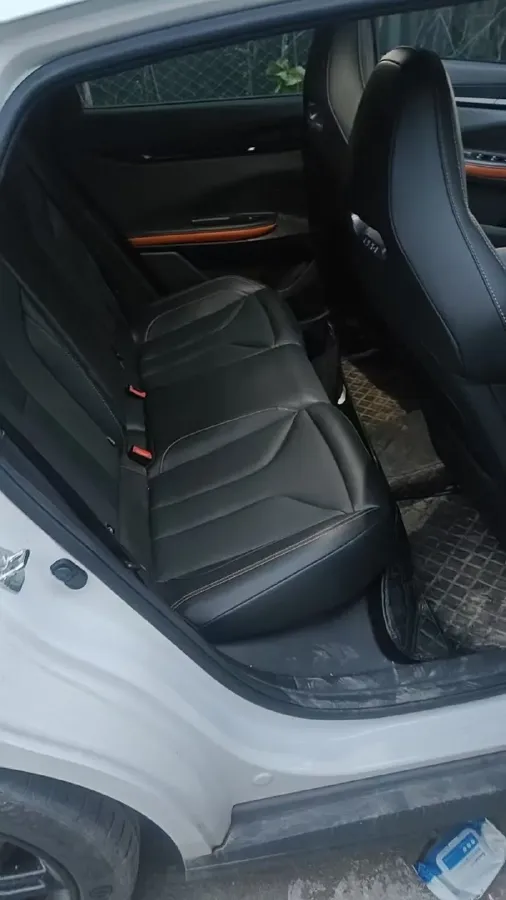 2023 ChangAn UNI-V 1.5T 188HP L4 7DCT,autocango,china used car exporter,china ev exporter,chinese used car exporter,chinese used ev exporter