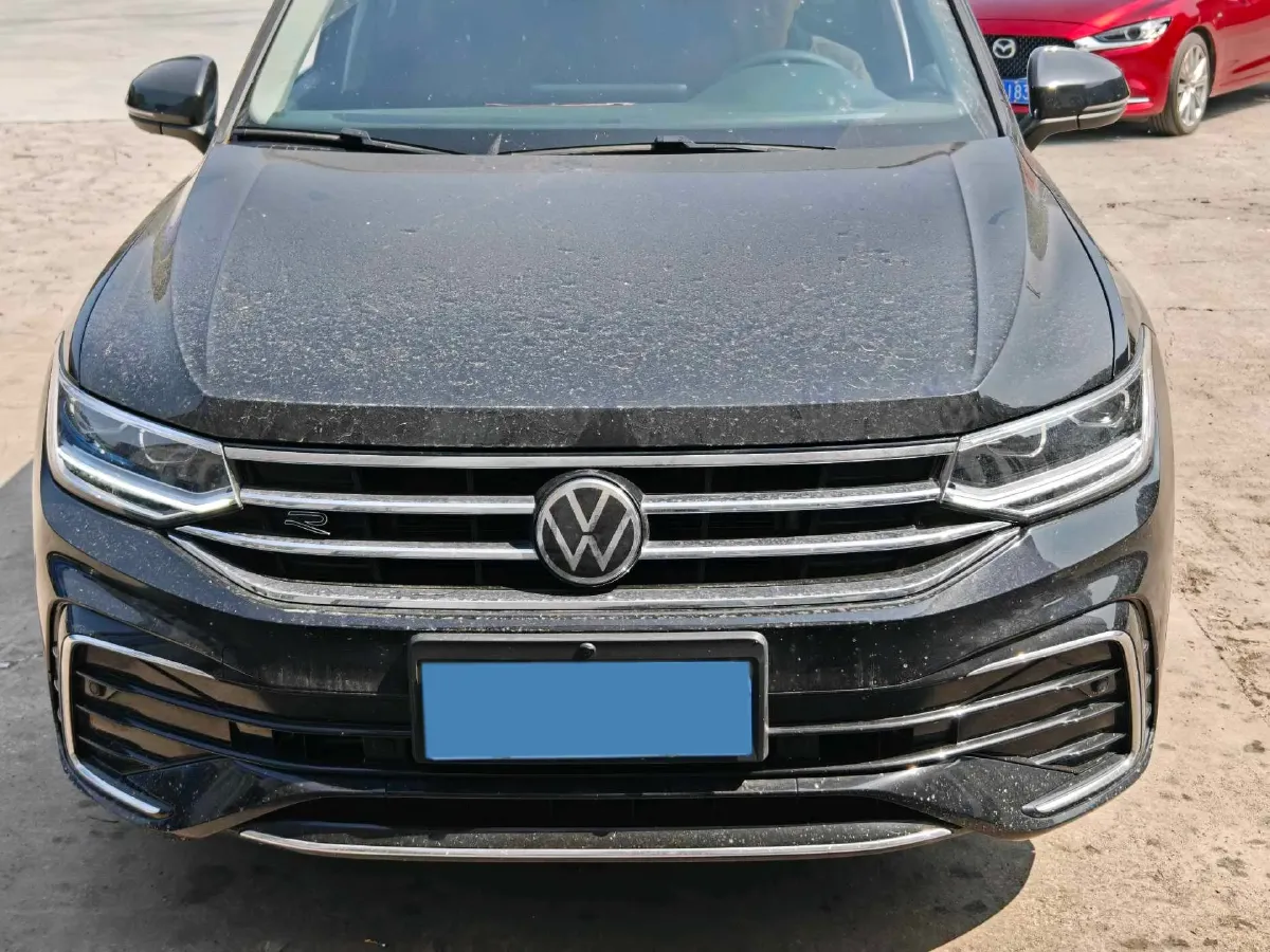 2024 Volkswagen Tiguan L 2.0T 186HP L4 7DCT,autocango,china used car exporter,china ev exporter,chinese used car exporter,chinese used ev exporter