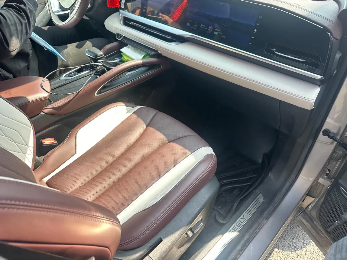 2021 Geely Monjaro 2.0T 218HP L4 7DCT,autocango,china used car exporter,china ev exporter,chinese used car exporter,chinese used ev exporter