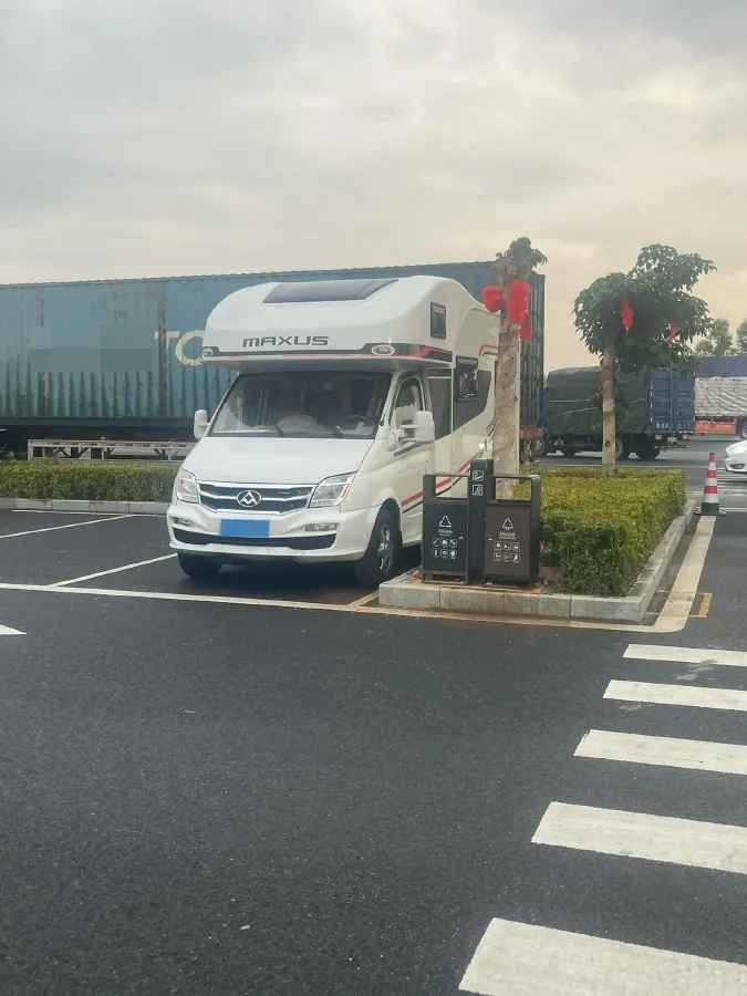 2018 MAXUS XinTu V80 2.5T 136HP L4 6MT,autocango,china used car exporter,china ev exporter,chinese used car exporter,chinese used ev exporter