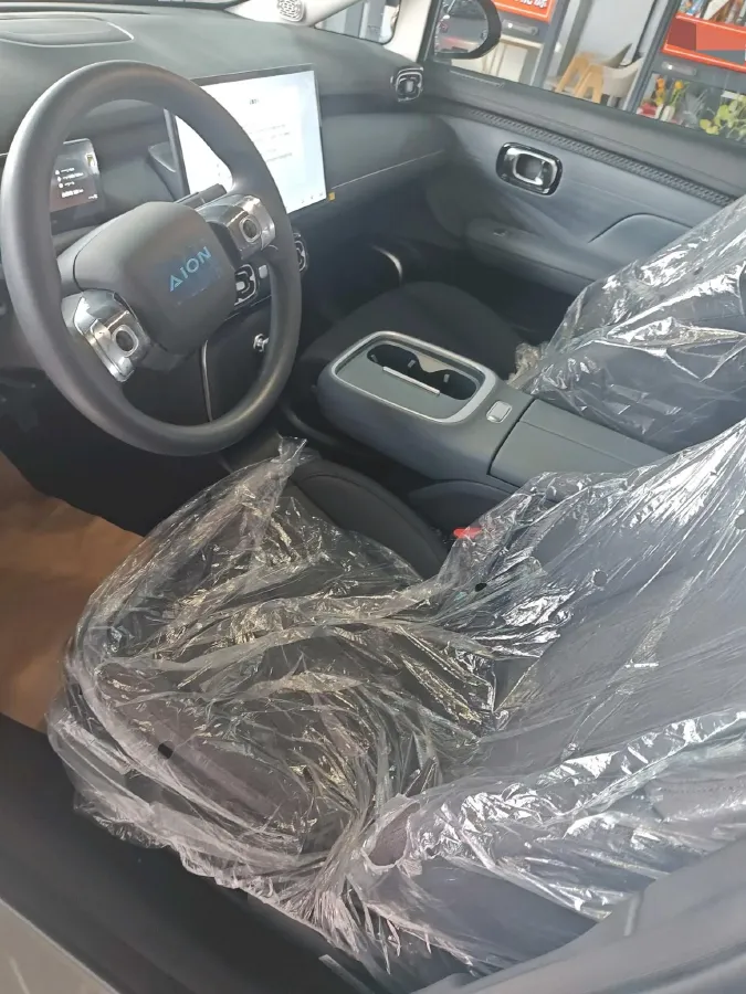 2025 Aion AION UT BEV,autocango,china used car exporter,china ev exporter,chinese used car exporter,chinese used ev exporter