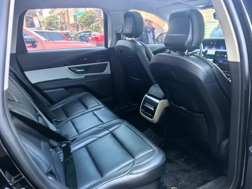 2023 Lincoln Corsair 2.0T 261HP L4 8AT,autocango,china used car exporter,china ev exporter,chinese used car exporter,chinese used ev exporter